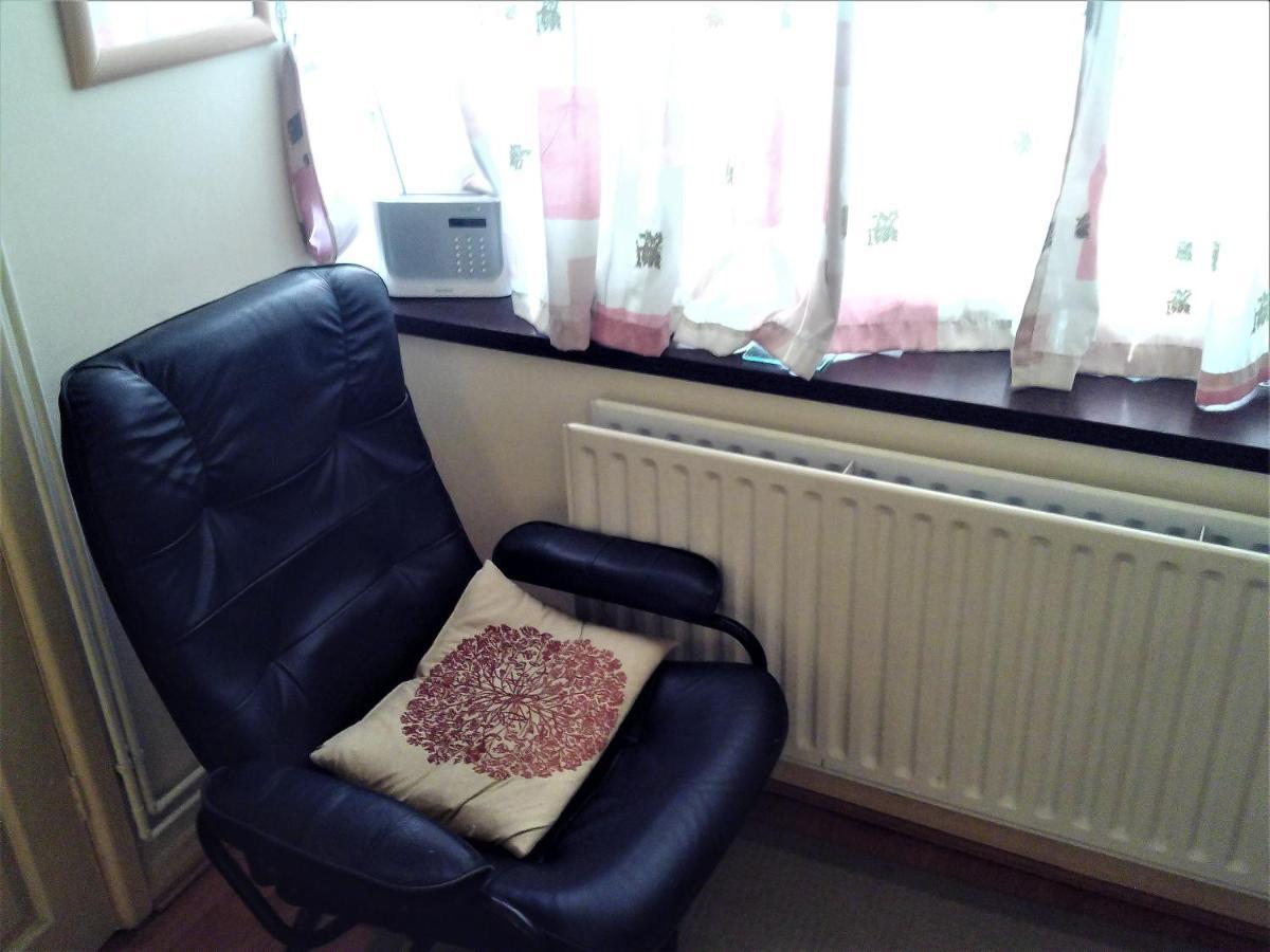 דאדלי Mike & Carolyn Ball B&B מראה חיצוני תמונה